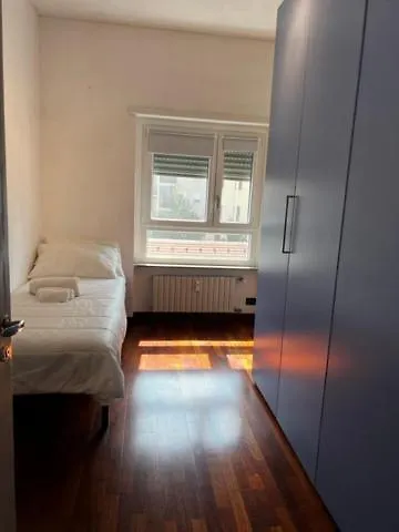 Apartment Solution Home Solari Milan Italy